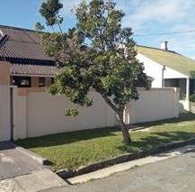 3 Bed House in Southernwood photo number 1
