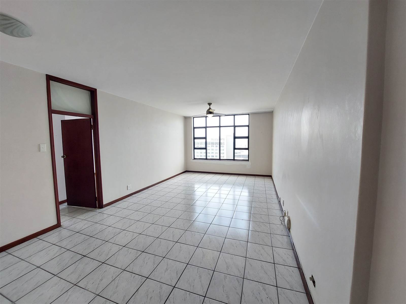 1 Bed Apartment in La Lucia photo number 6