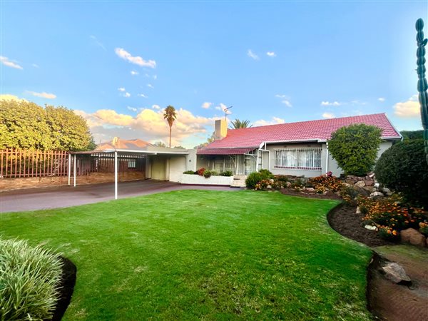 3 Bedroom House 3 Bedroom House