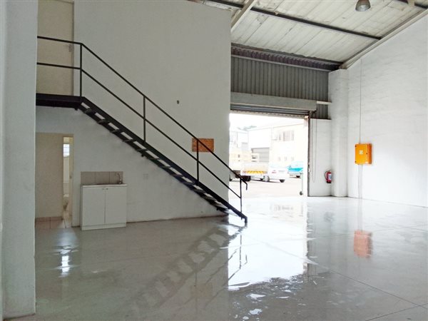 157 m² Commercial space 157 m² Commercial space