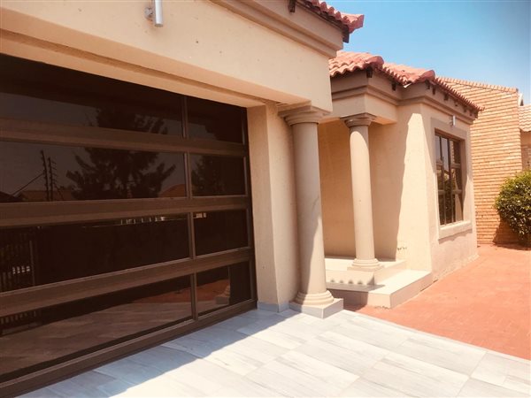 3 Bedroom House 3 Bedroom House