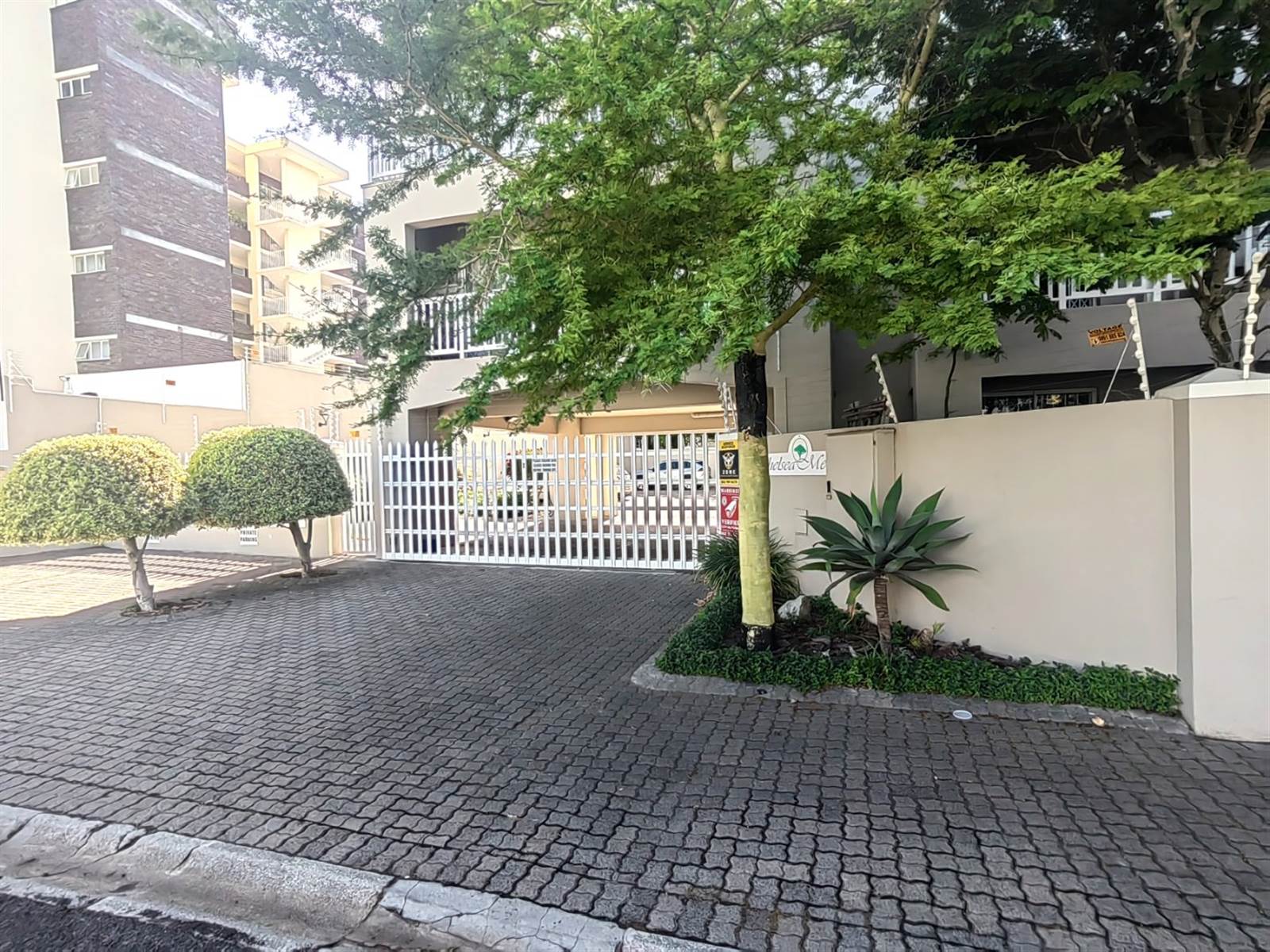 1 Bed Apartment in Wynberg Upper photo number 15
