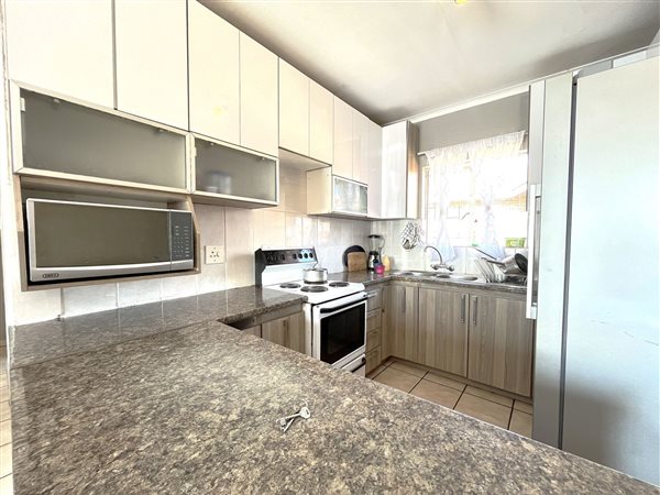 2 Bedroom Townhouse