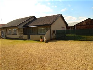 6 Bed House in General Alberts Park