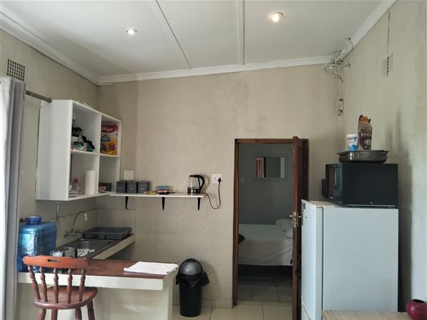 1 Bedroom House 1 Bedroom House