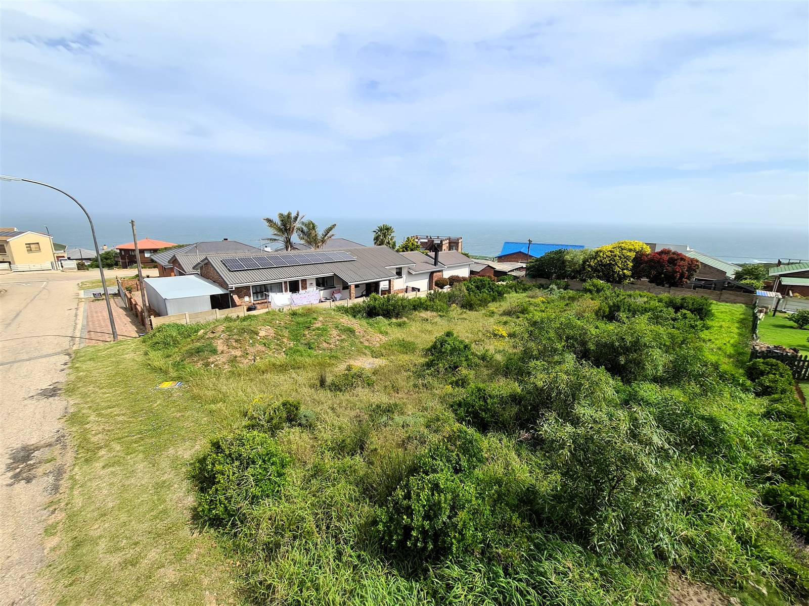 880 m² Land available in Dana Bay photo number 6