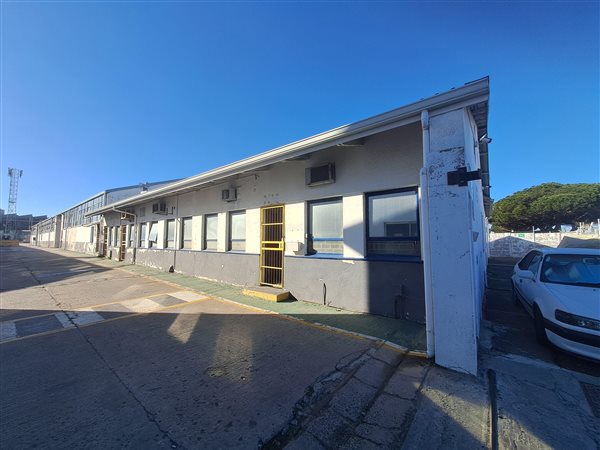 350  m² Commercial space