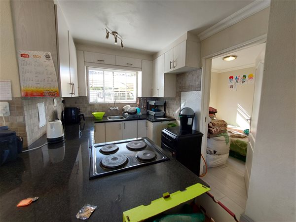 3 Bed Apartment in Westcliff