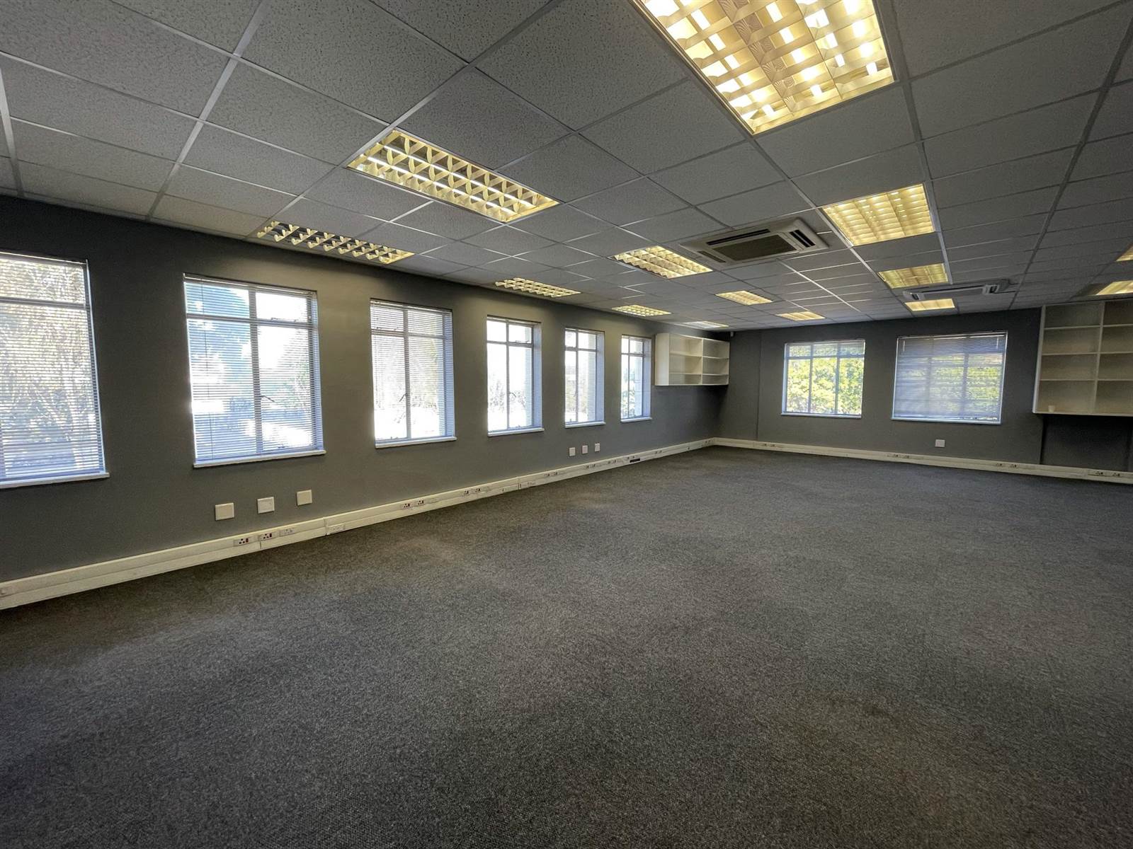 1575  m² Commercial space in Pinelands photo number 29