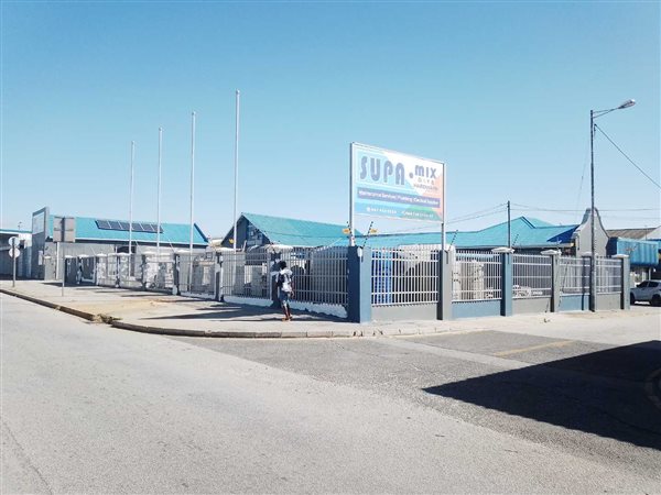 350  m² Commercial space in Sidwell