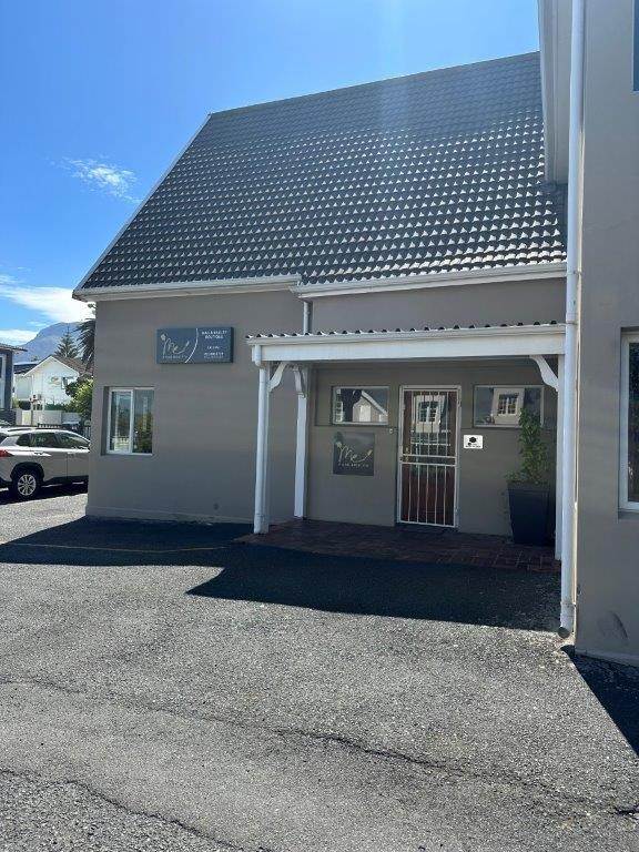 246  m² Commercial space in Somerset West Central photo number 2