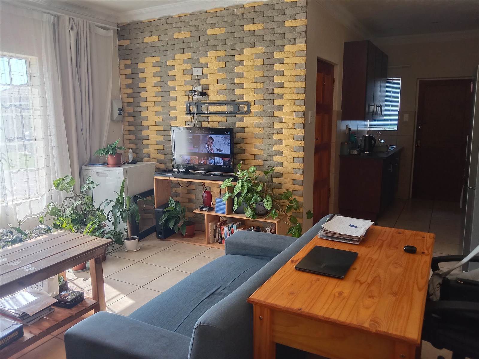 2 Bed Townhouse in Waterval East photo number 9