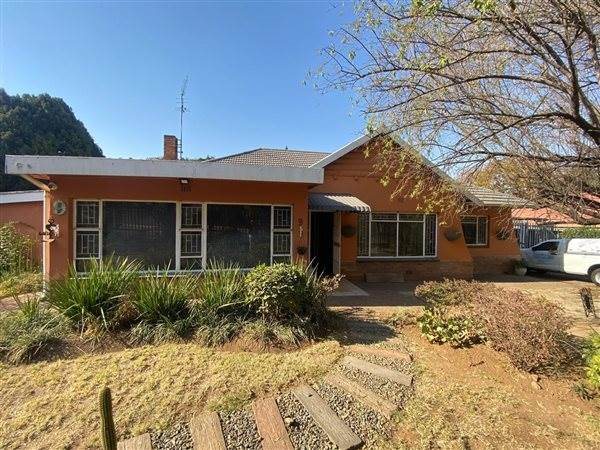 3 Bedroom House 3 Bedroom House