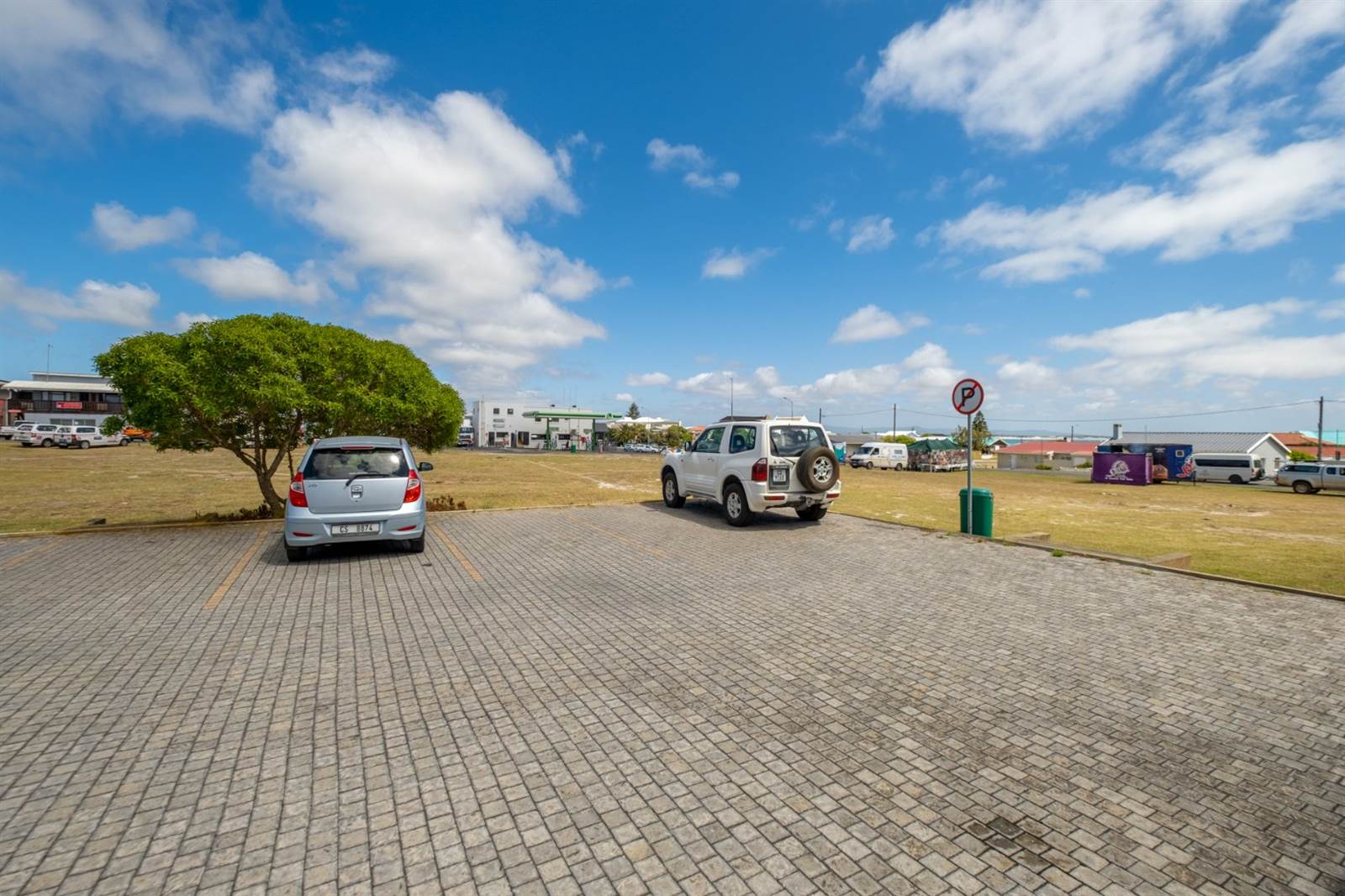 90  m² Commercial space in Struisbaai photo number 4