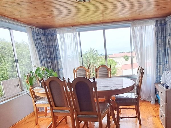 3 Bedroom Townhouse 3 Bedroom Townhouse