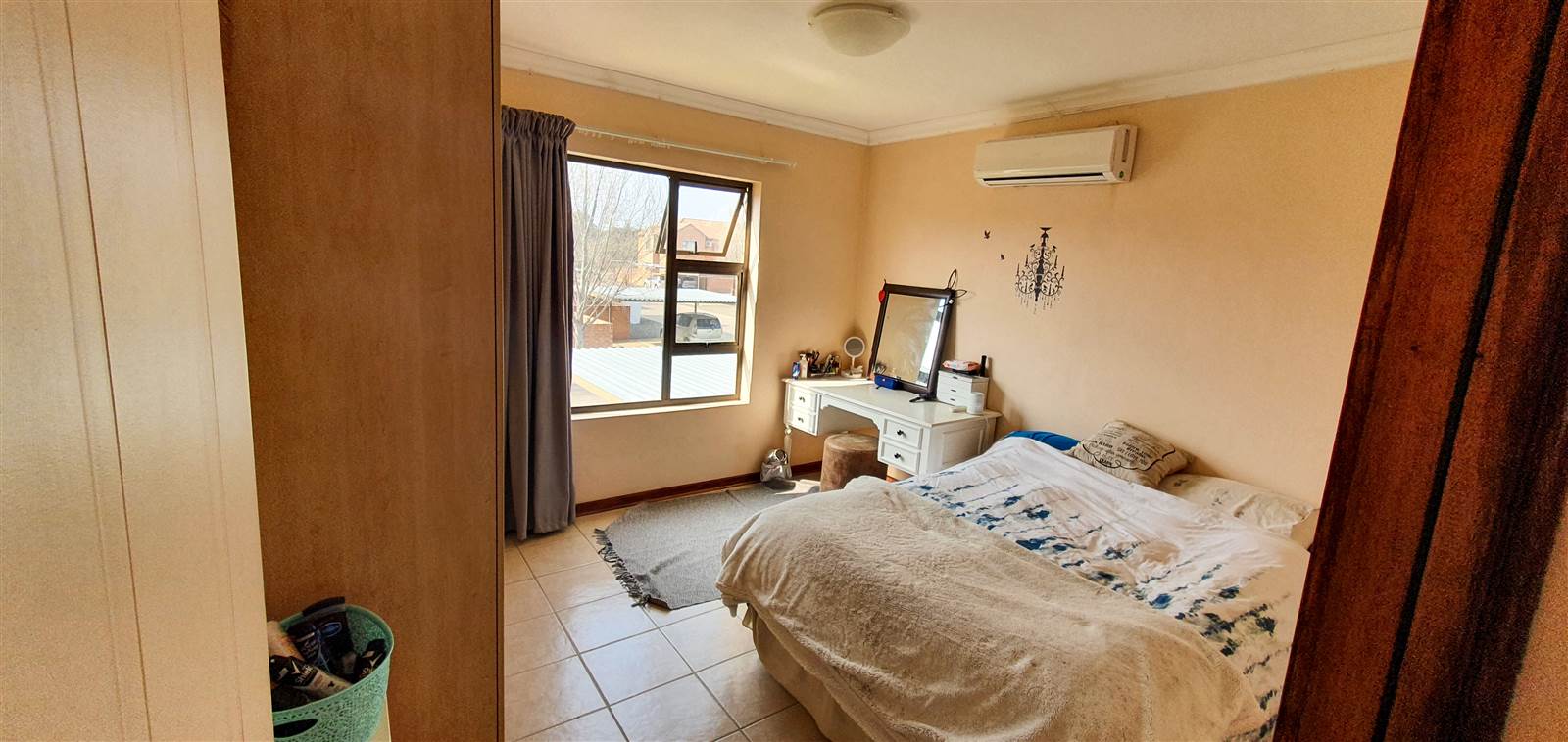 2 Bed Townhouse in Spitskop photo number 14