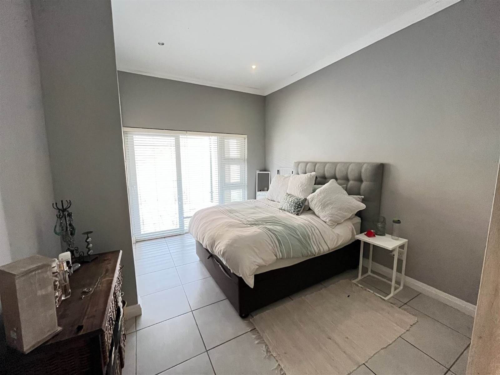 3 Bed Townhouse in Brackenfell Central photo number 5