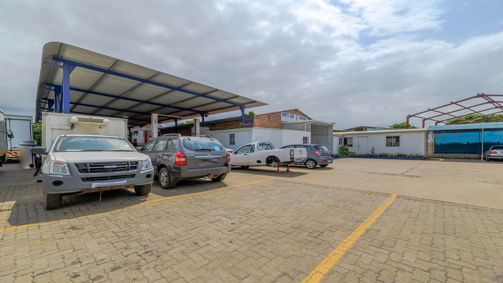 750  m² Commercial space in Tongaat Central photo number 8