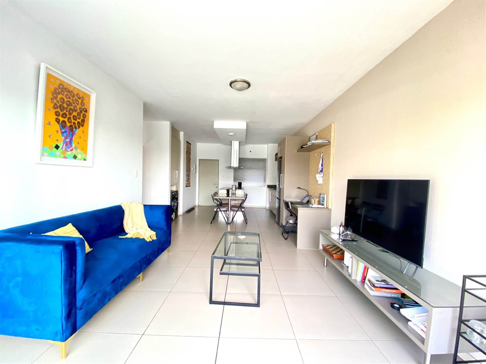 2 Bed Apartment in Rivonia photo number 10