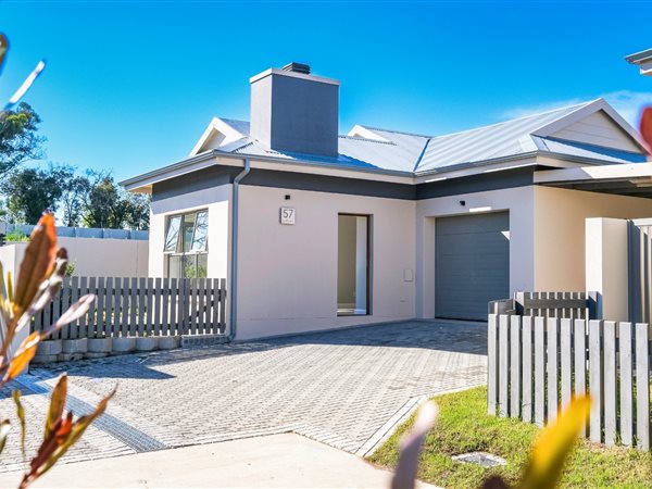3 Bedroom Townhouse 3 Bedroom Townhouse