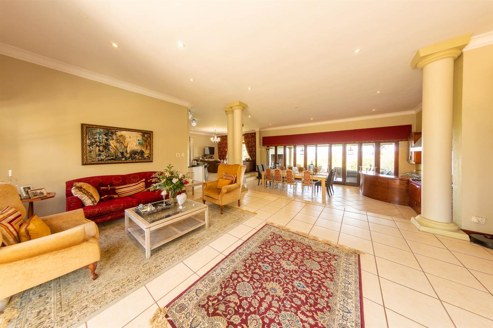 4 Bed House in Mooikloof Equestrian Estate photo number 4