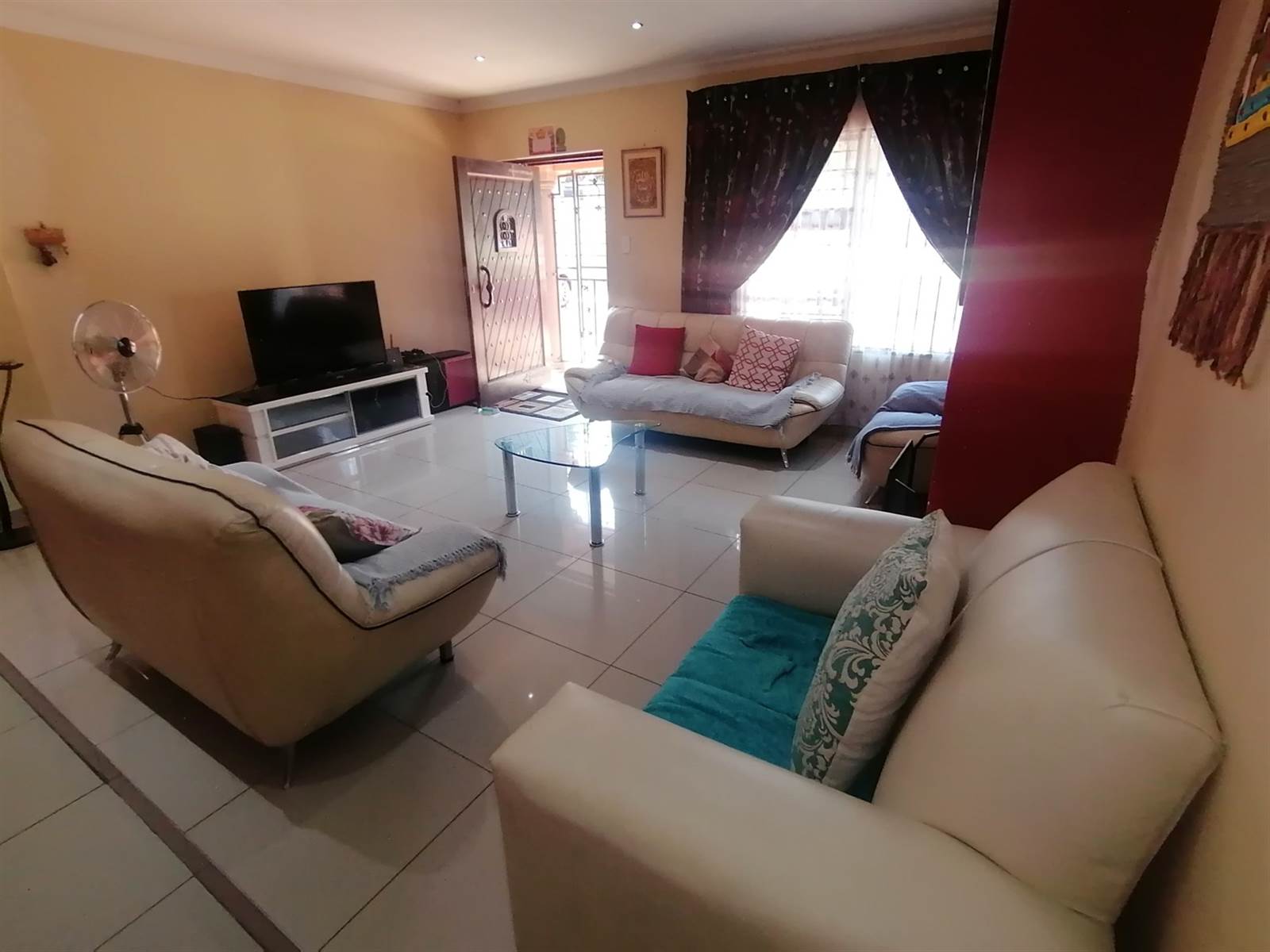 4 Bed House in Northmead photo number 6