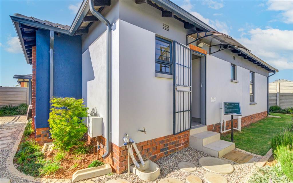 3 Bedroom House 3 Bedroom House