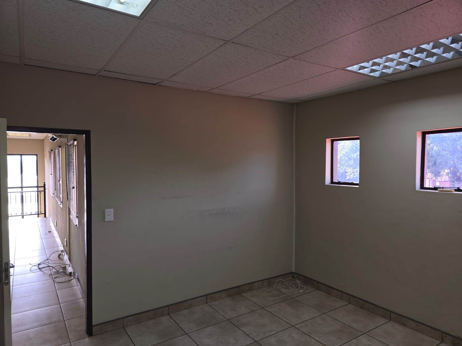 390  m² Office Space in Bo Dorp photo number 21
