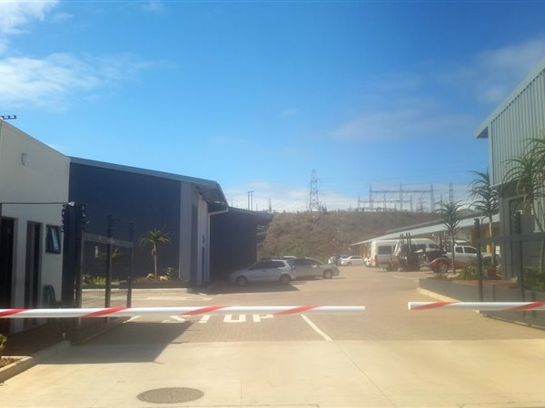 136 m² Industrial space 136 m² Industrial space