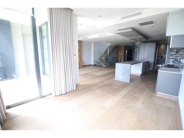 4 Bed Penthouse in Houghton Estate photo number 5