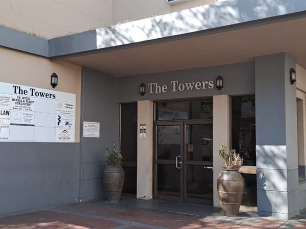 186  m² Office Space in Paarl Central East