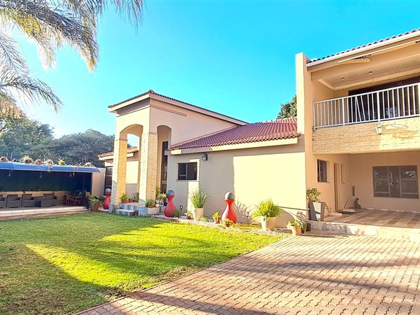 3 Bedroom House 3 Bedroom House