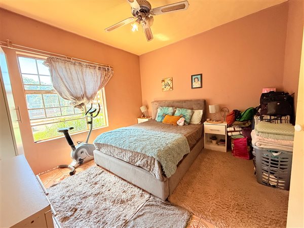 2 Bedroom Flat 2 Bedroom Flat