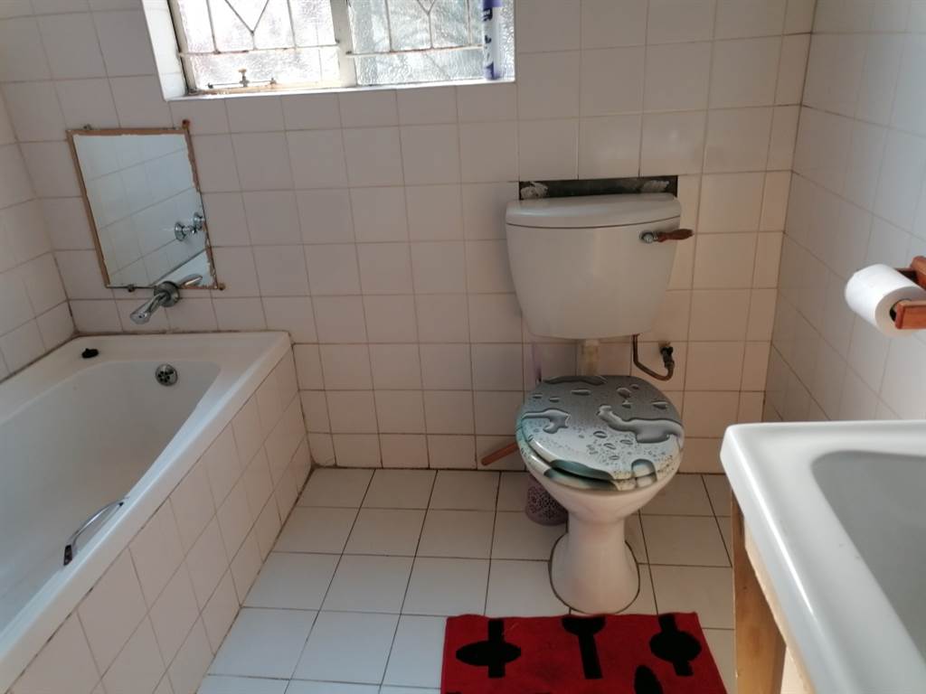 3 Bed House in Benoni Central photo number 5