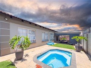 3 Bed House in Denneoord