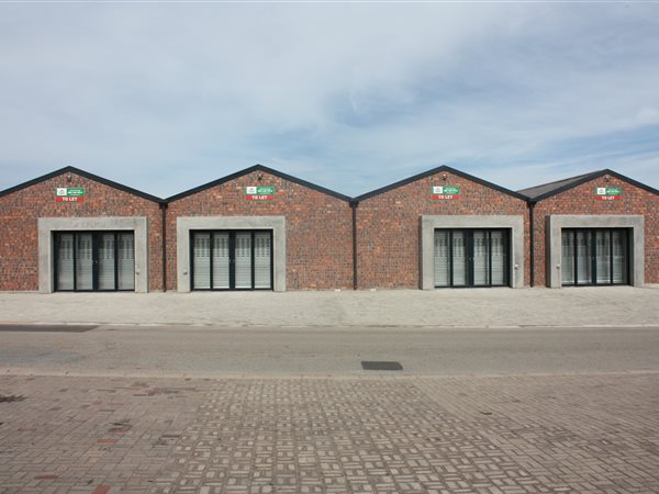 240  m² Industrial space in Vredenburg
