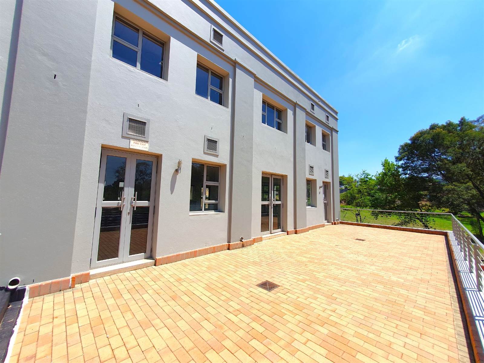 428  m² Commercial space in Bryanston photo number 18