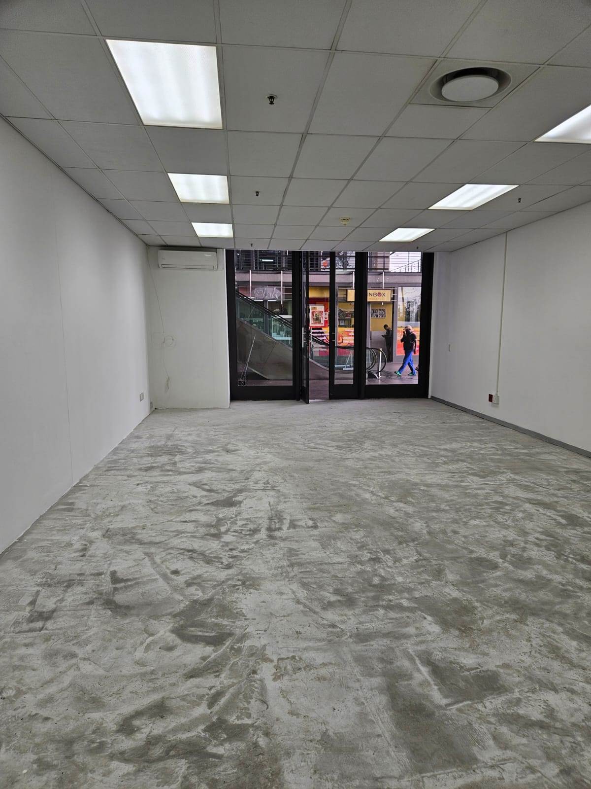 69  m² Retail Space in Soneike photo number 6