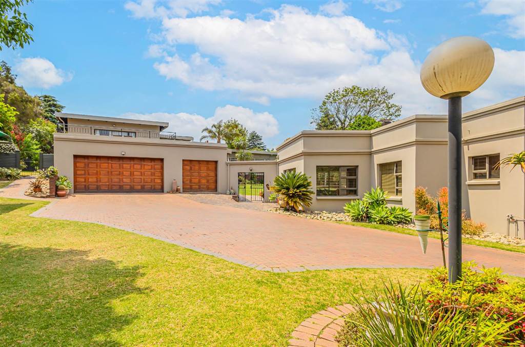7 Bedroom House