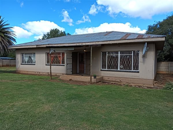 3 Bedroom House 3 Bedroom House