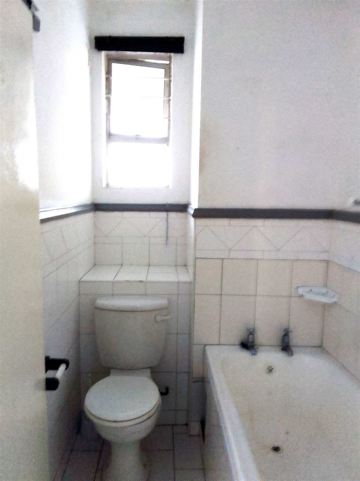 1 Bed Apartment in Durban CBD photo number 25