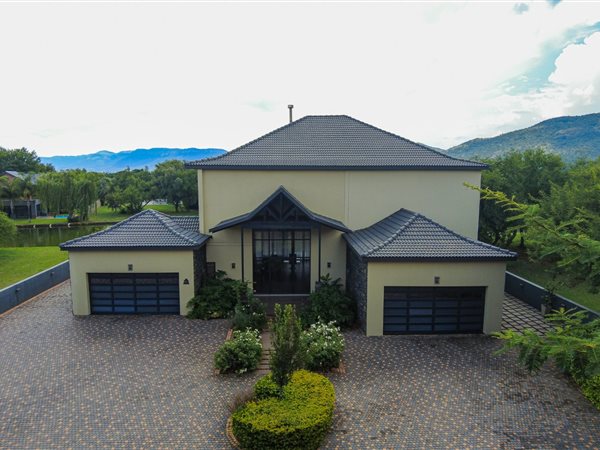 4 Bedroom House 4 Bedroom House