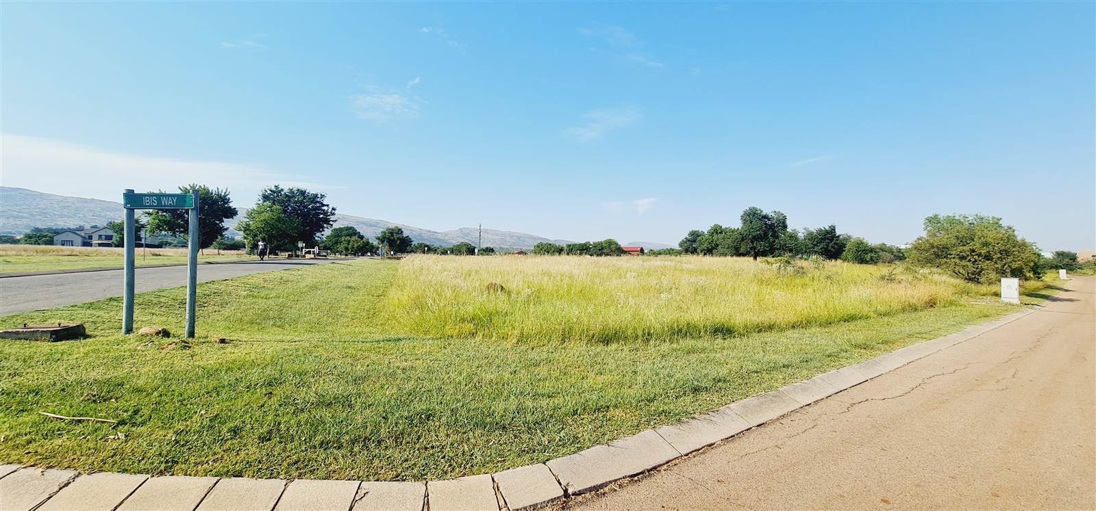 1200 m² Land available in Westlake Estate photo number 2