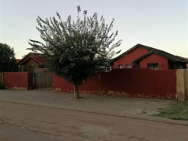 2 Bedroom House 2 Bedroom House