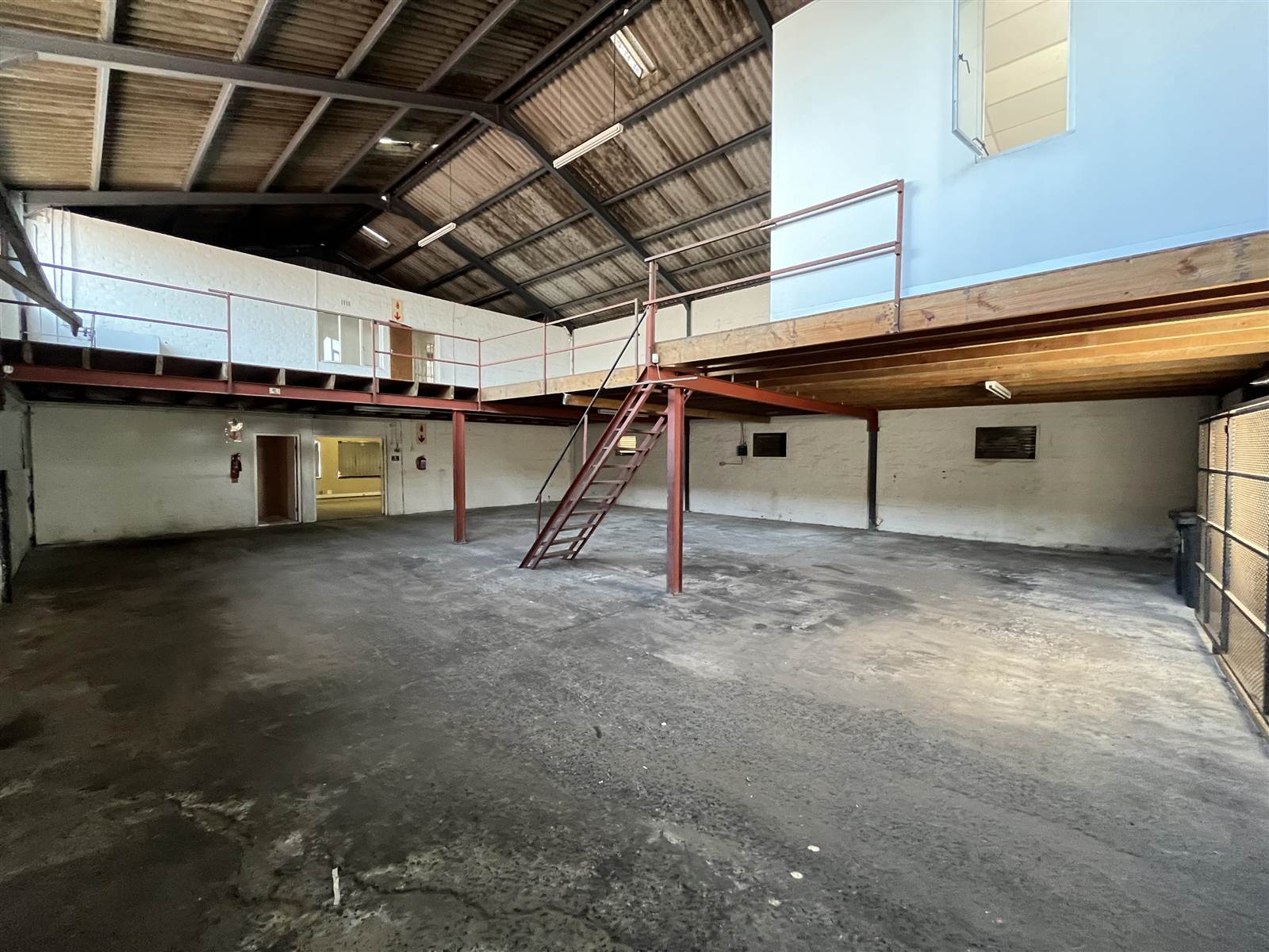 330  m² Industrial space in Beaconvale photo number 6