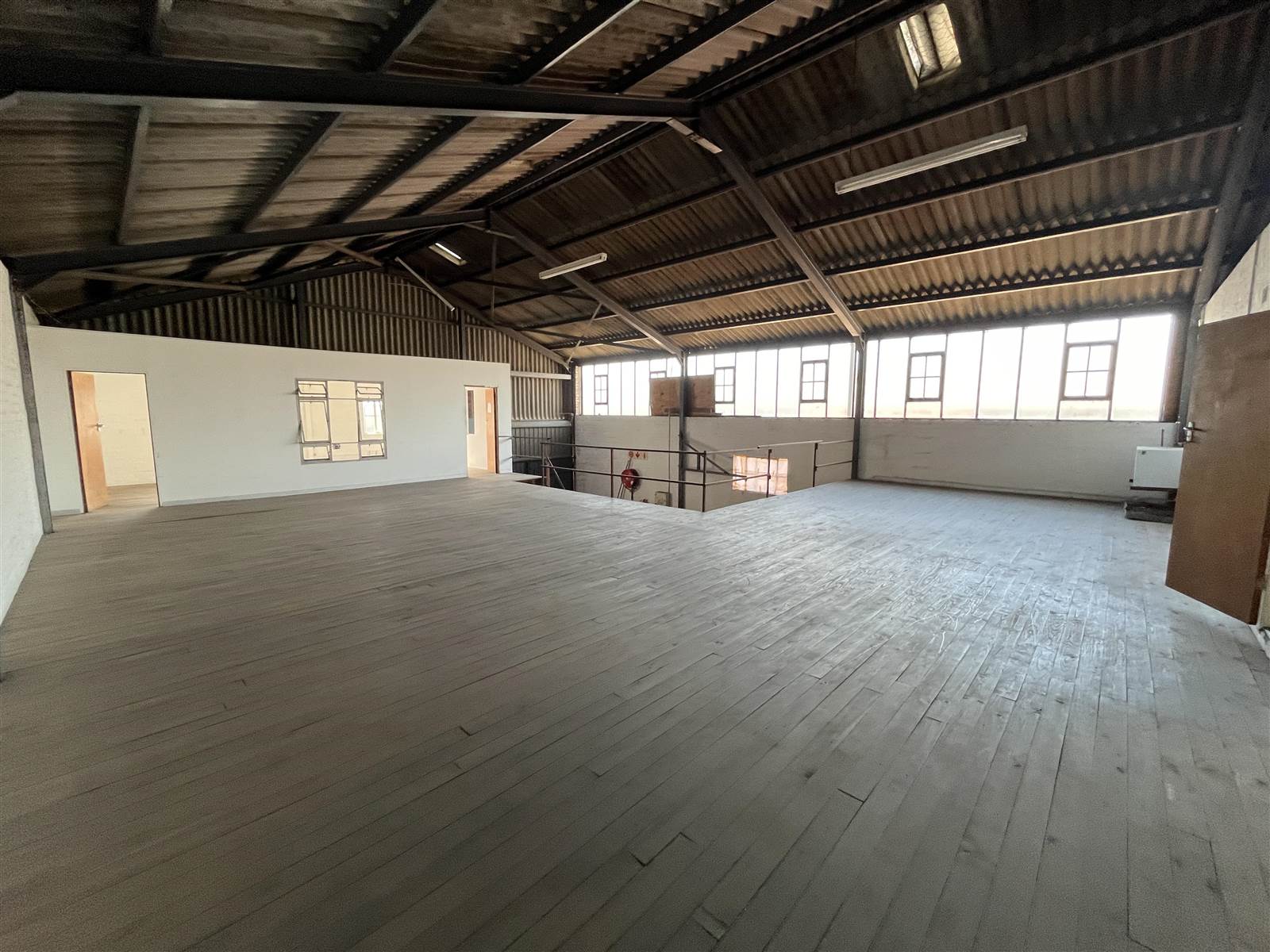 330  m² Industrial space in Beaconvale photo number 15