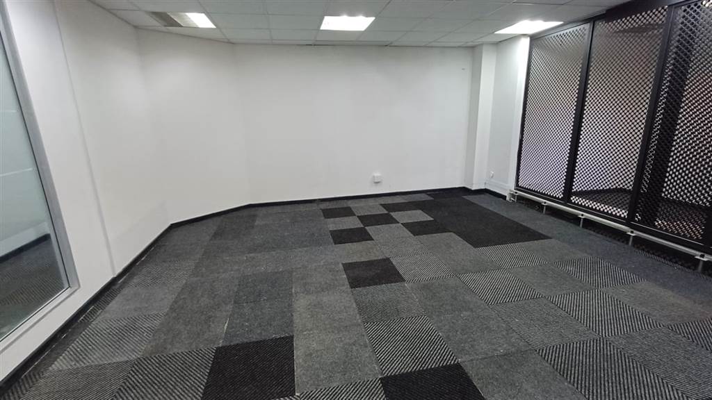 45.2  m² Commercial space in Woodmead photo number 10