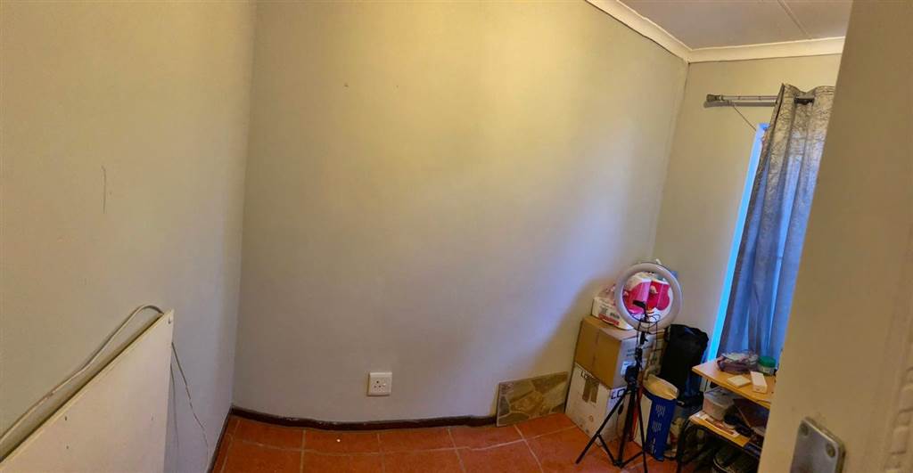 3 Bed House in Bloemfontein photo number 16