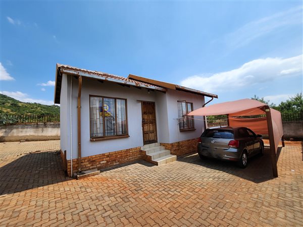 2 Bed House in Tlhabane