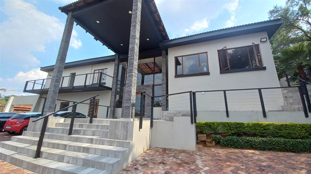 13  m² Commercial space in Waterkloof Glen photo number 2
